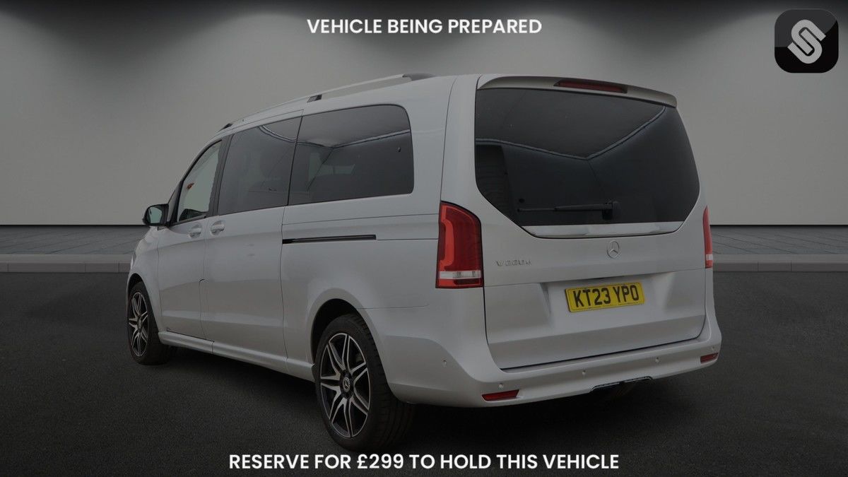 Mercedes-Benz V Class Image 9