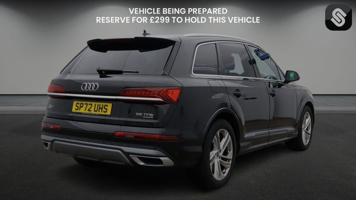 Audi Q7 Image 4