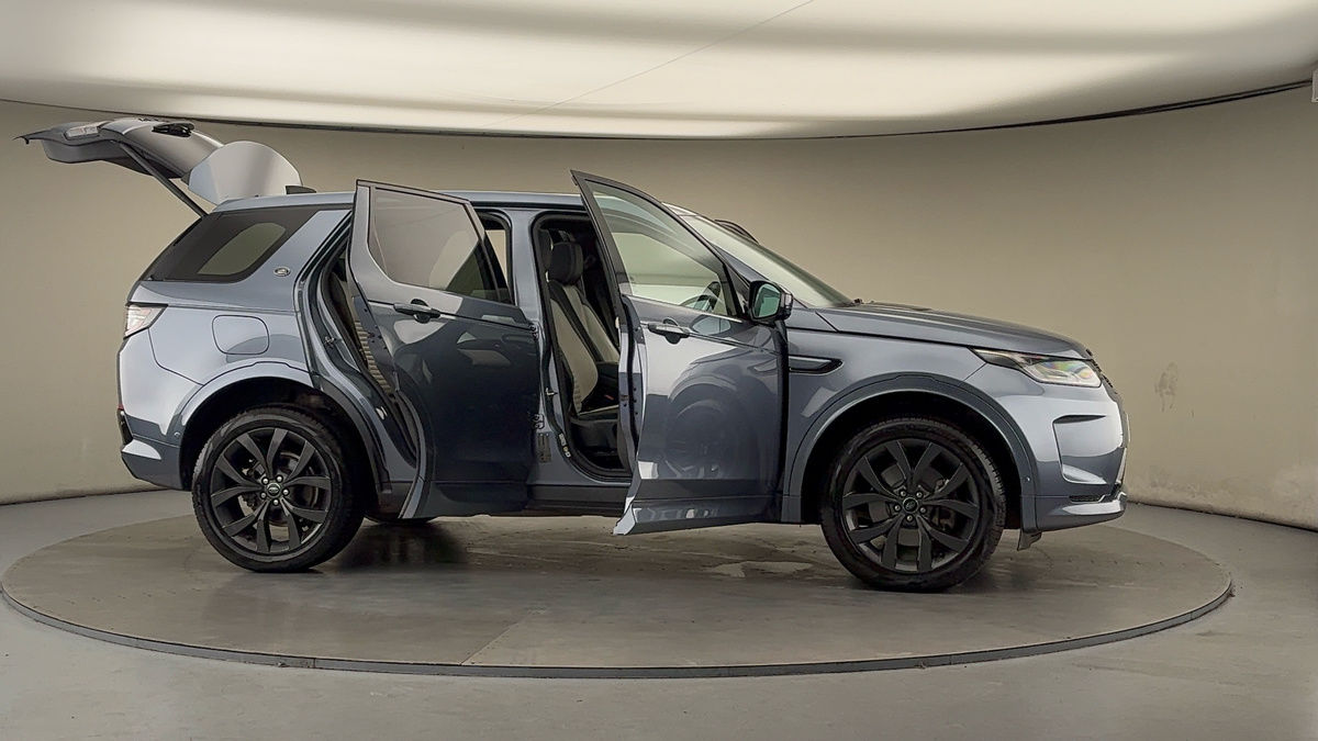 More views of Land Rover Discovery Sport