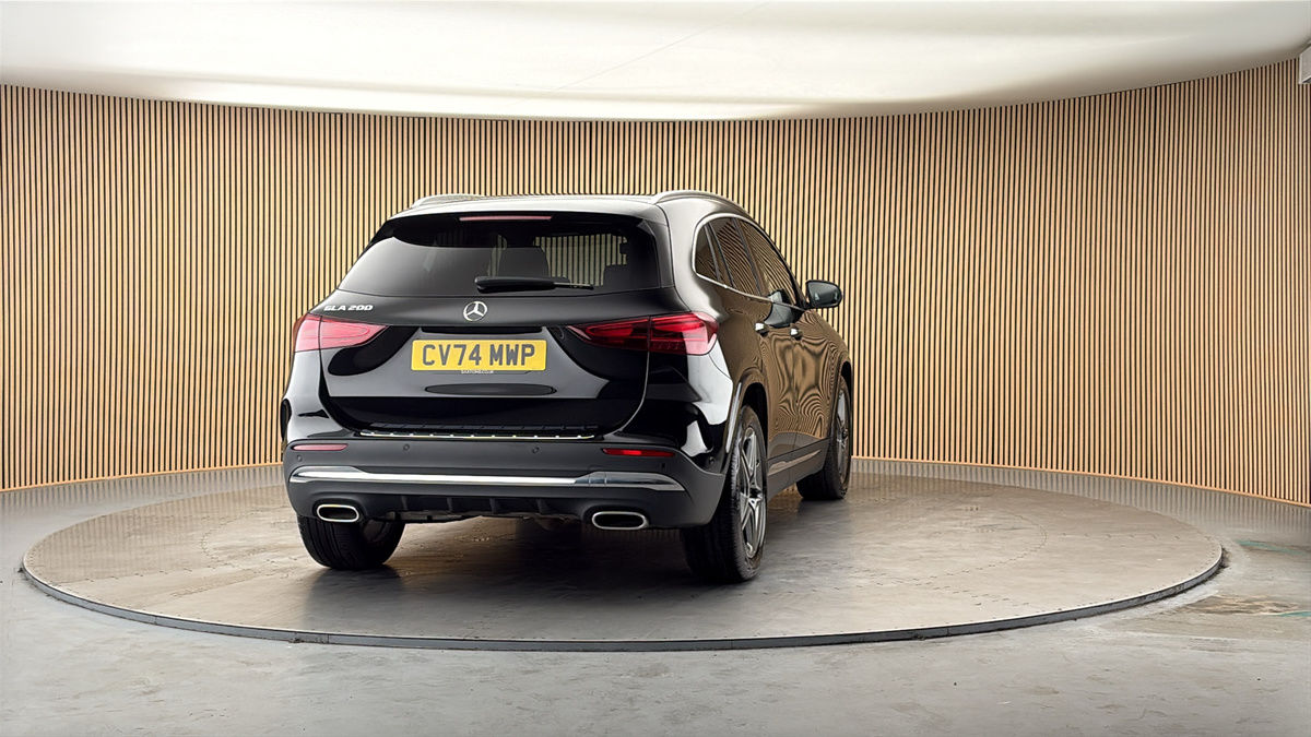 More views of Mercedes-Benz GLA