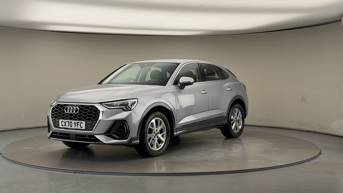 More views of Audi Q3