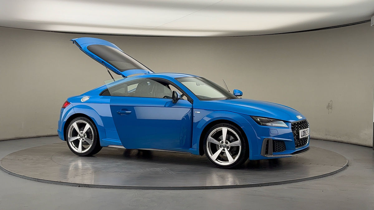 More views of Audi TT