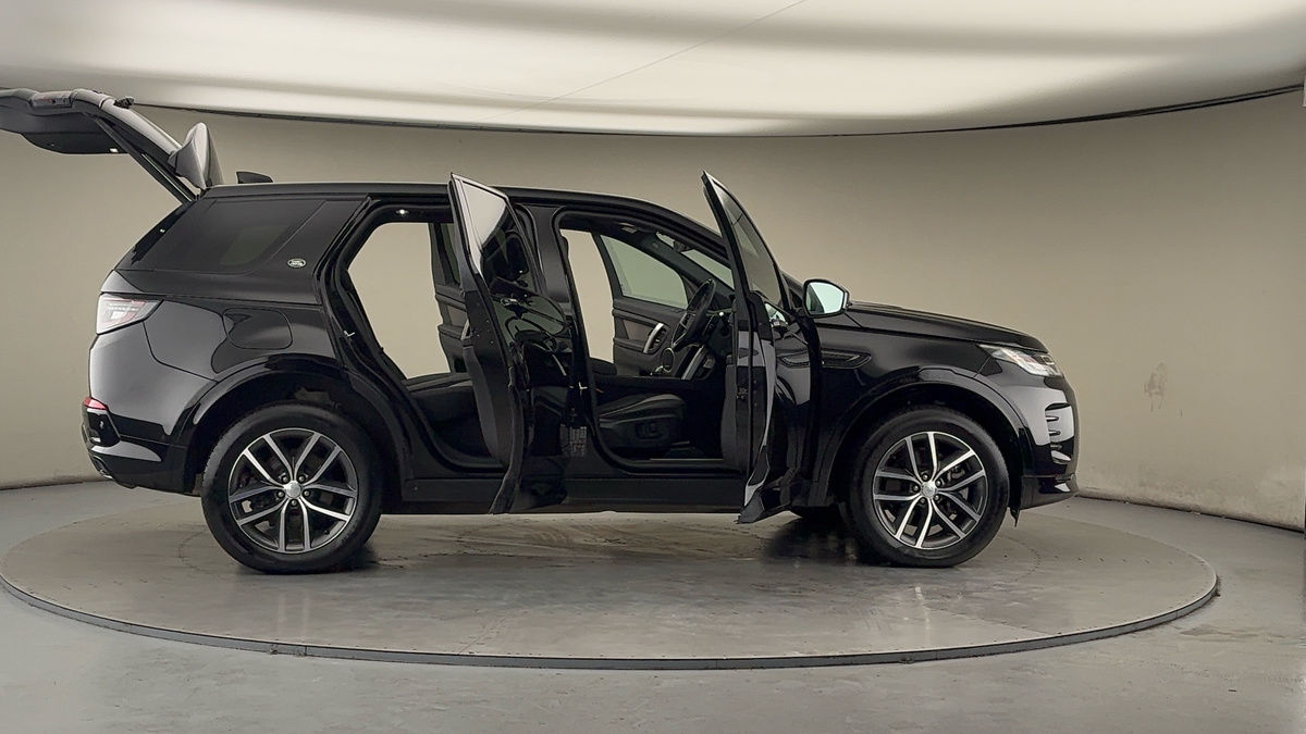 More views of Land Rover Discovery Sport