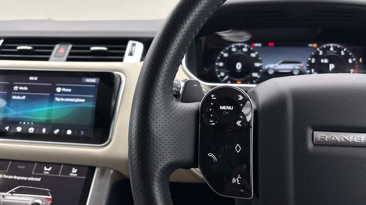 Land Rover Range Rover Sport Image 13