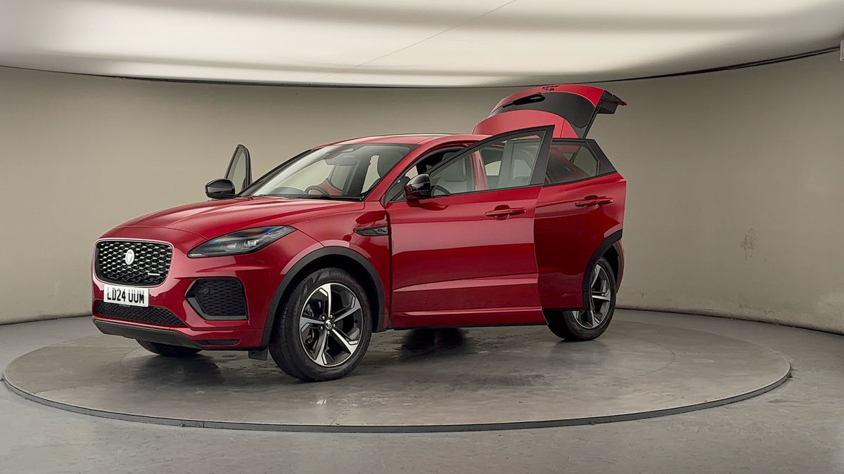 Jaguar E-PACE Image 22
