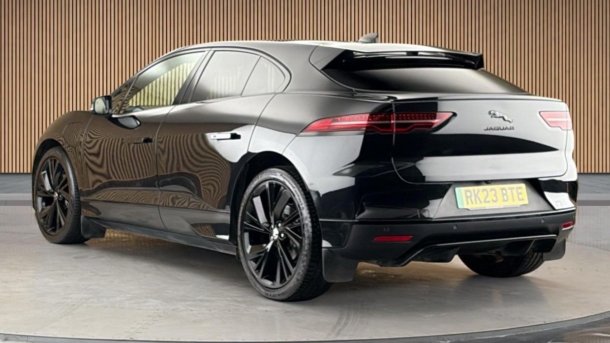 Jaguar I-PACE Image 2