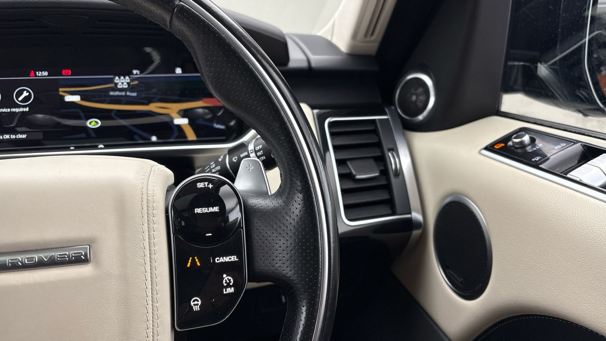 Land Rover Range Rover Sport Image 14