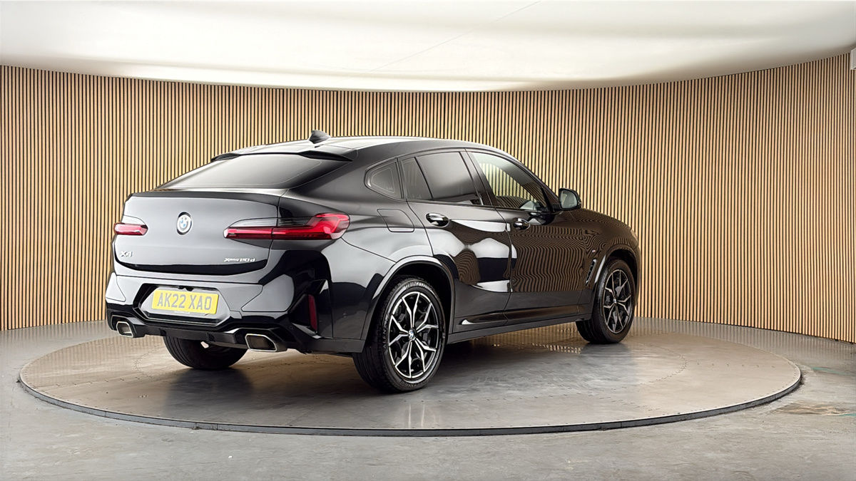 More views of BMW X4