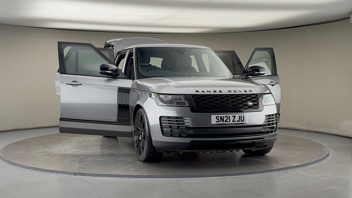 More views of Land Rover Range Rover