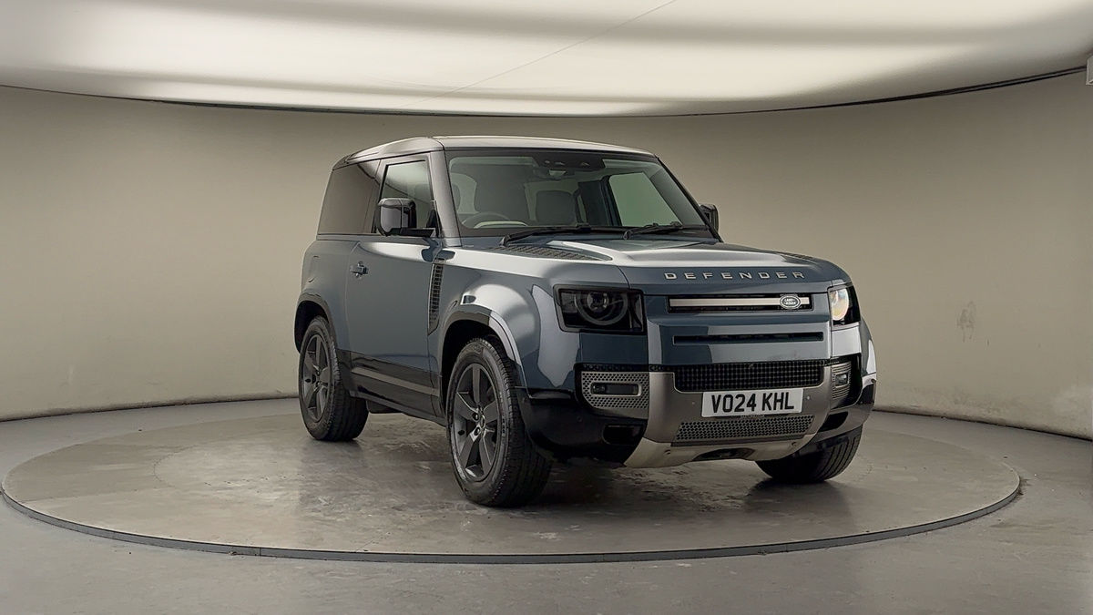 More views of Land Rover Defender 90