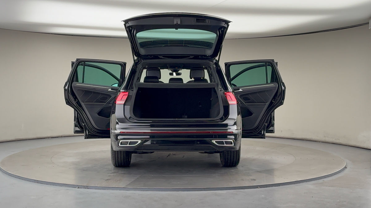 More views of Volkswagen Tiguan