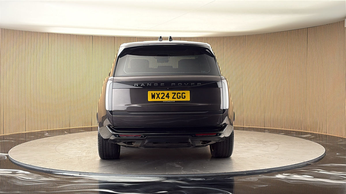 More views of Land Rover Range Rover