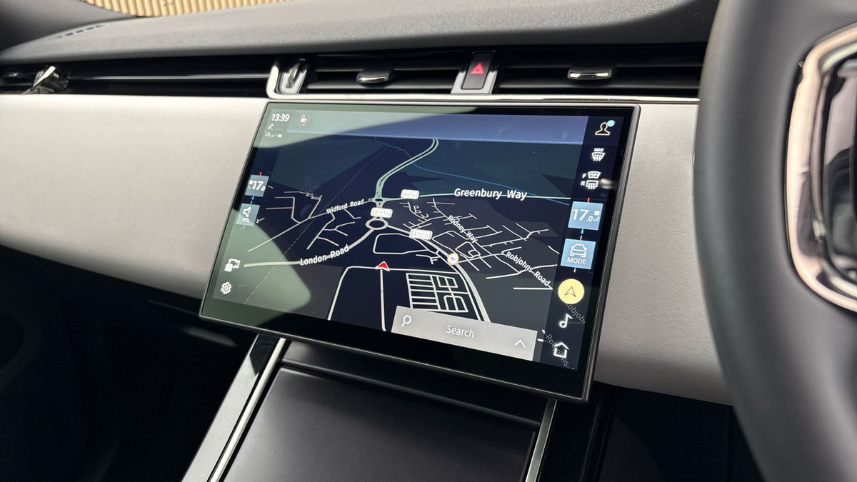 Land Rover Range Rover Evoque Image 17