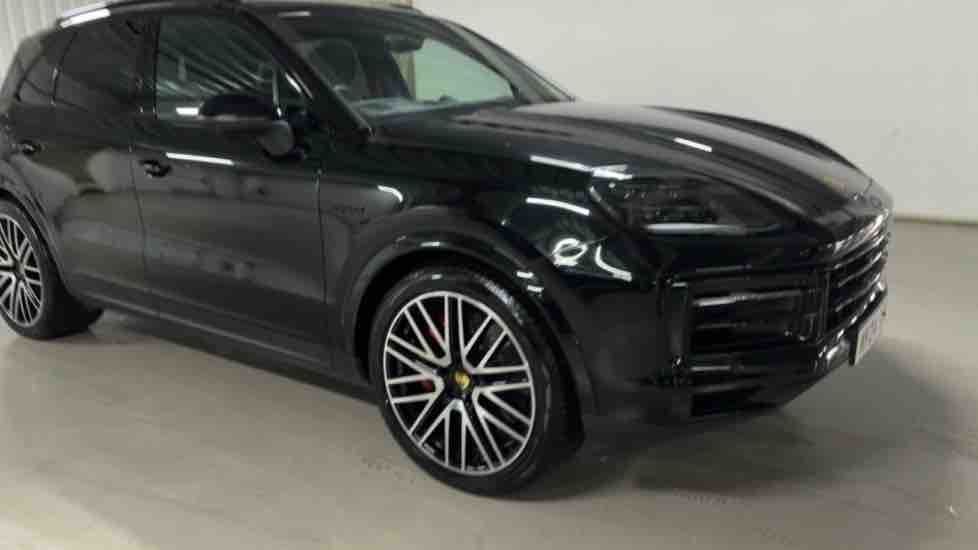 More views of Porsche Cayenne