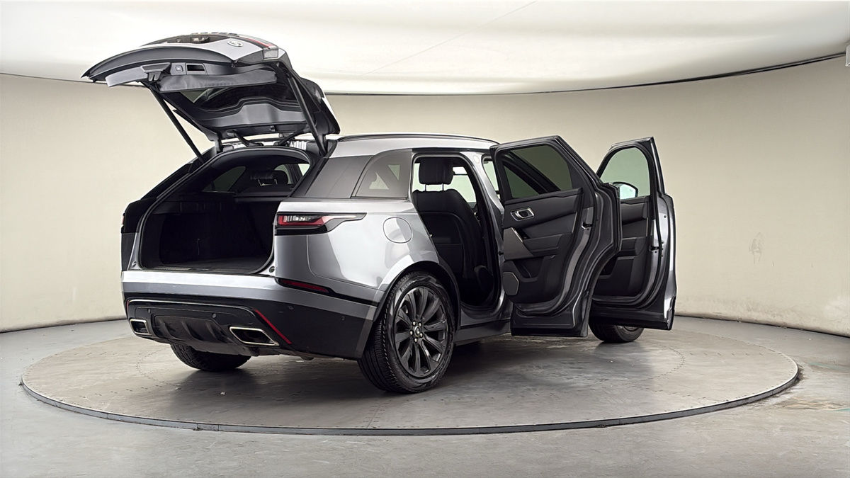 More views of Land Rover Range Rover Velar