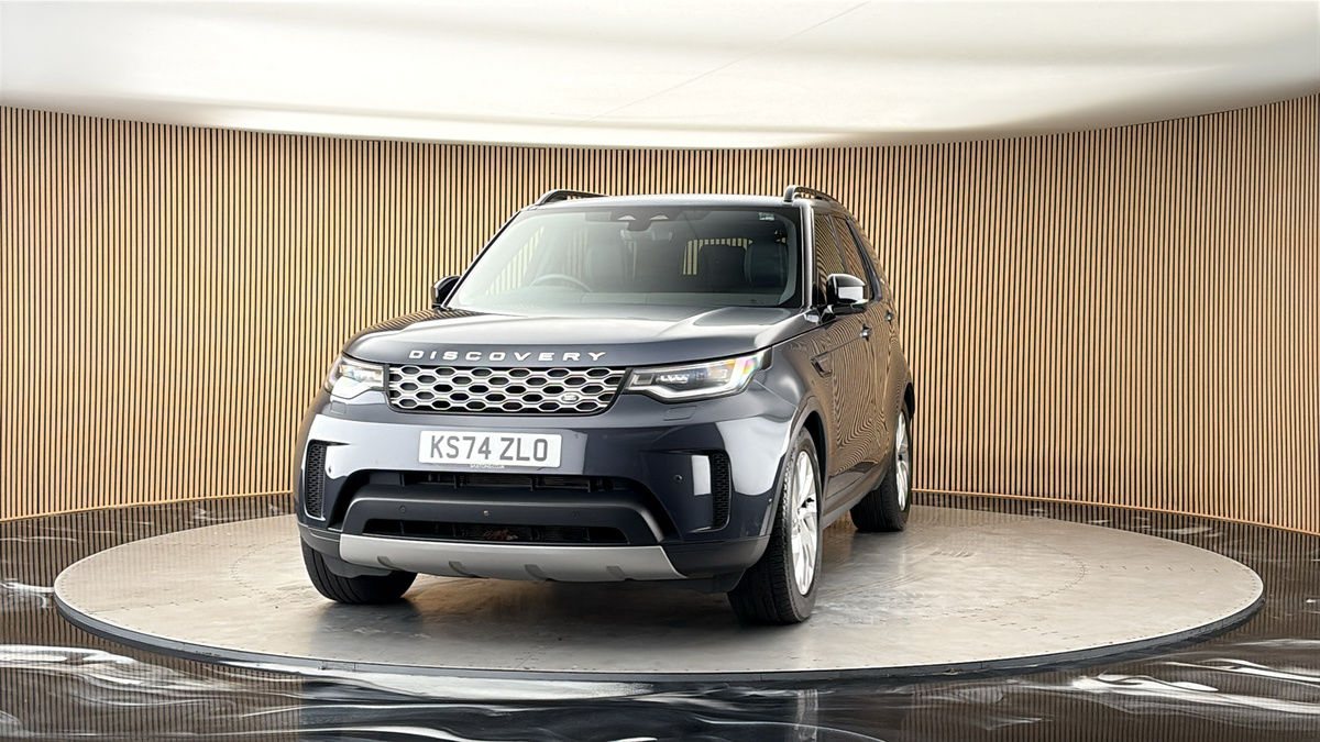 More views of Land Rover Discovery