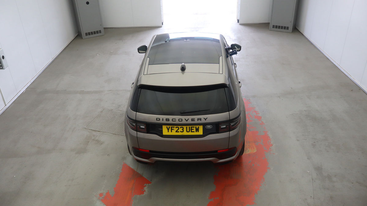 Land Rover Discovery Sport Image 8