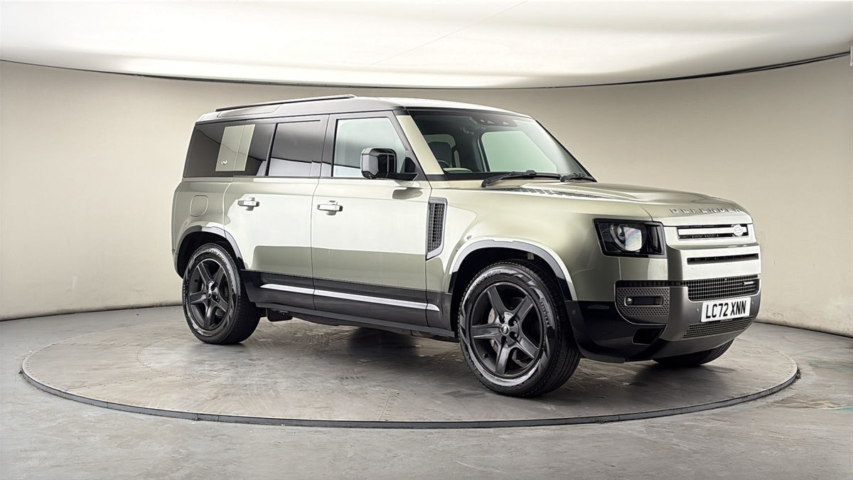More views of Land Rover Defender 110
