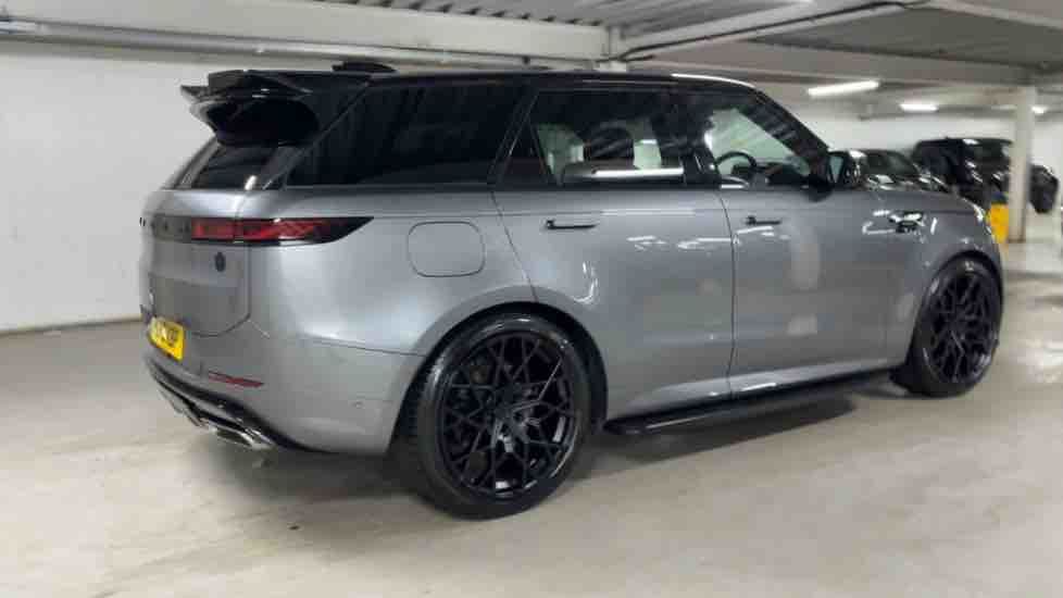 More views of Land Rover Range Rover Sport