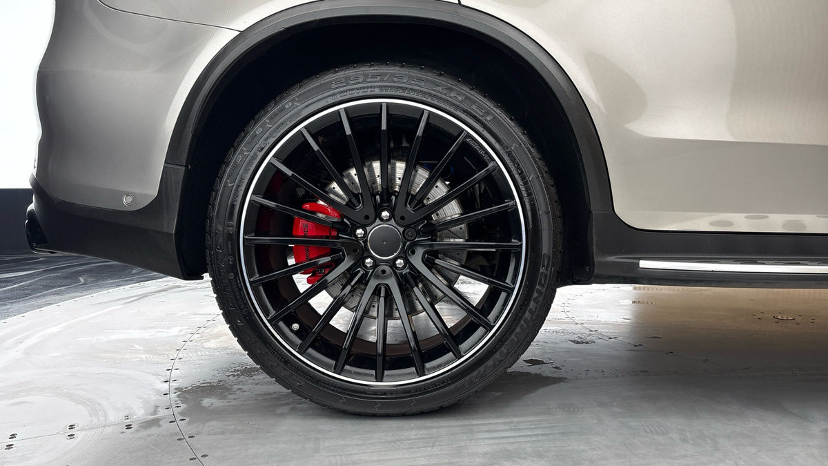 Mercedes-Benz GLC Image 10