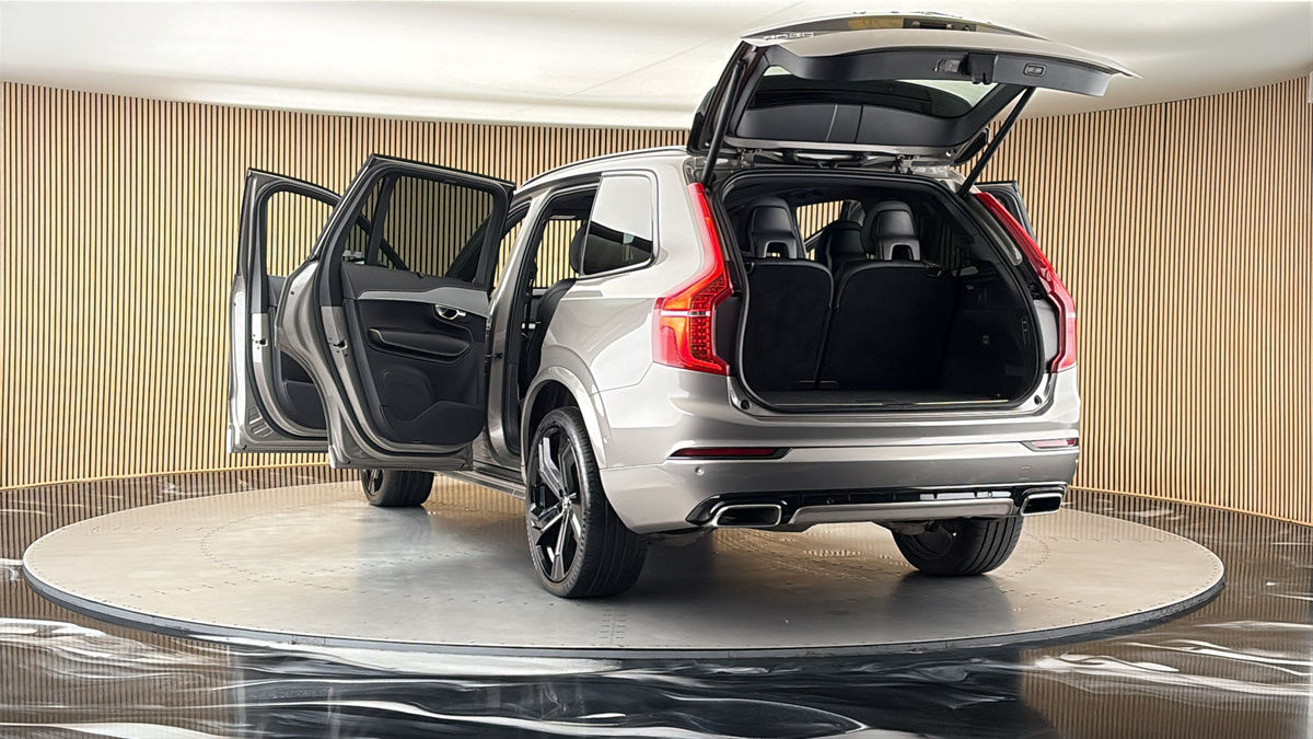 More views of Volvo XC90