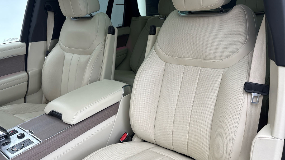 Land Rover Range Rover Image 7