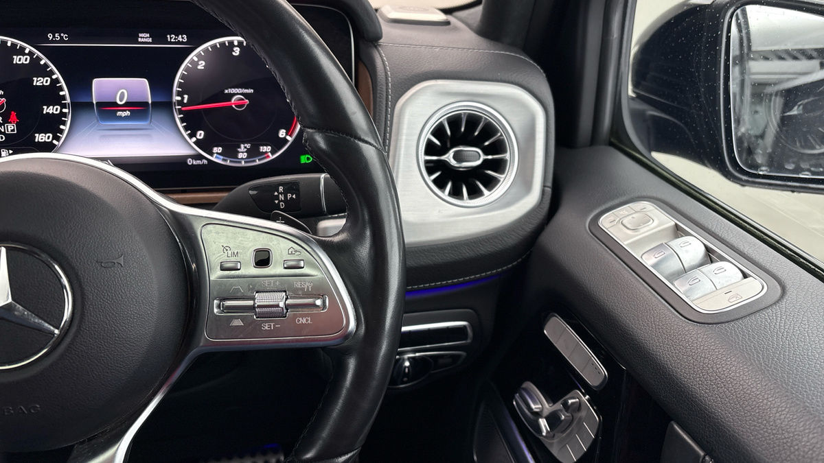 Mercedes-Benz G Class Image 28