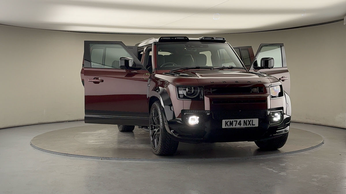 More views of Land Rover Defender 130