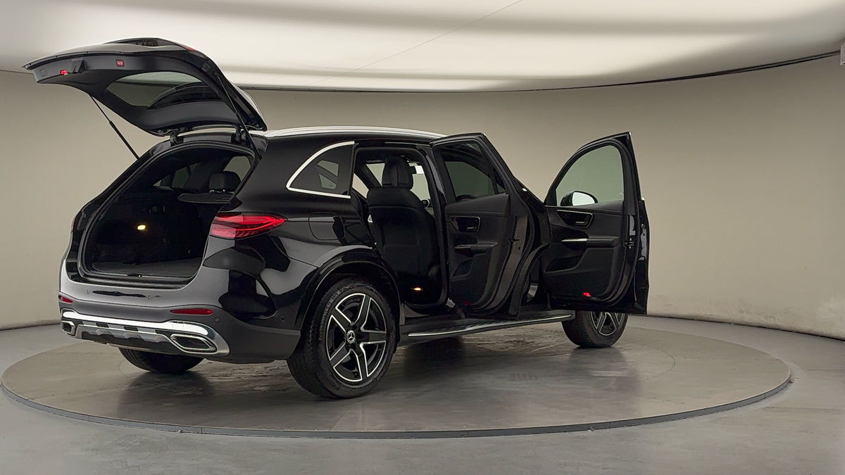 More views of Mercedes-Benz GLC