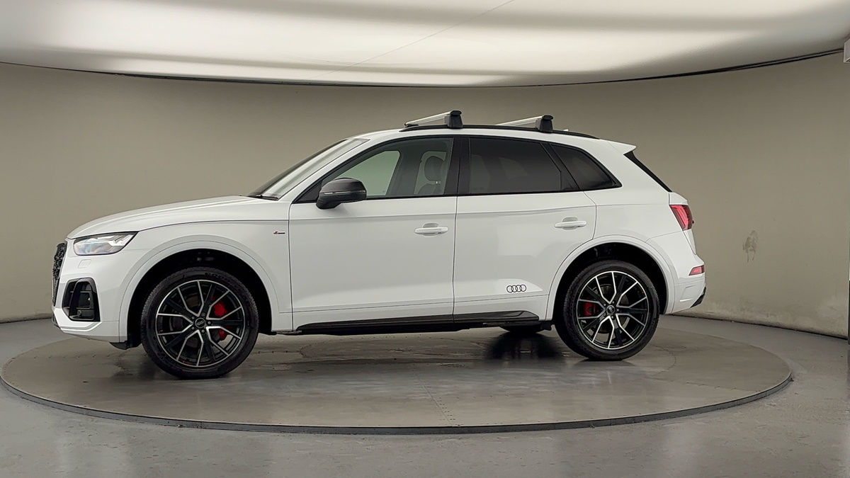 More views of Audi Q5