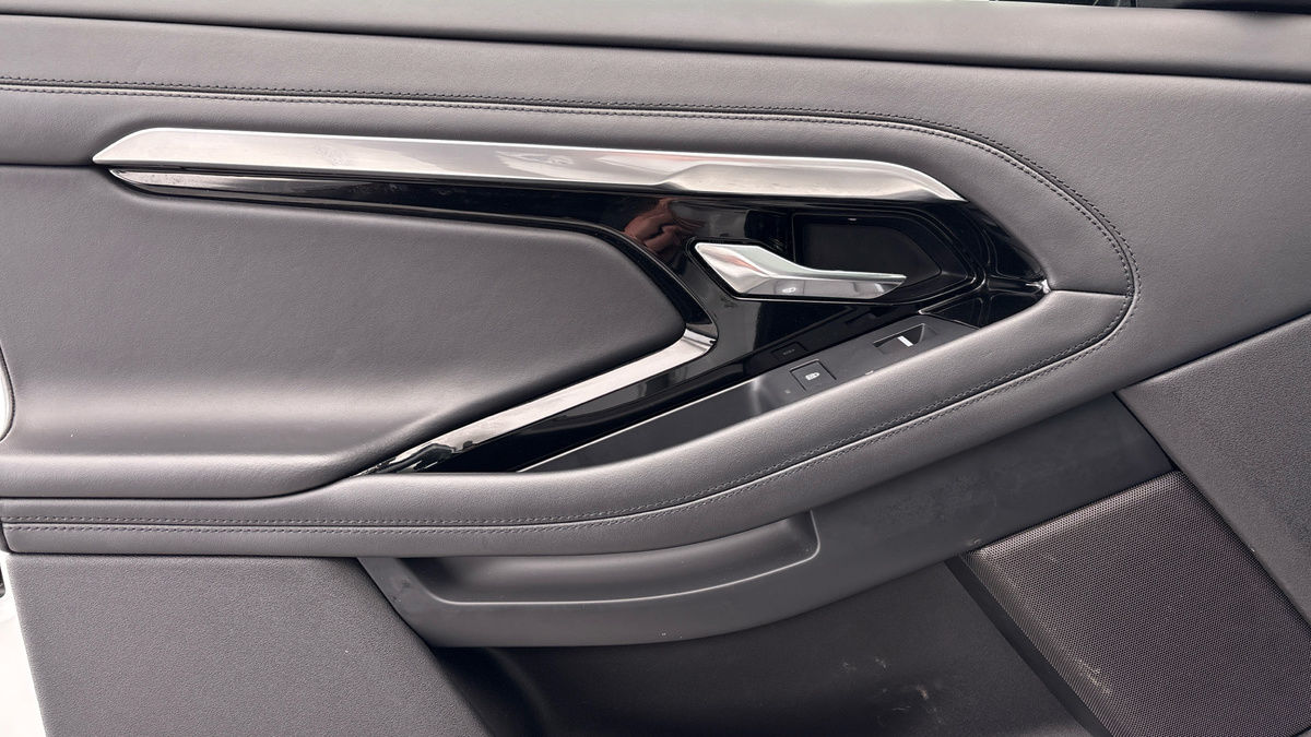 Land Rover Range Rover Evoque Image 19