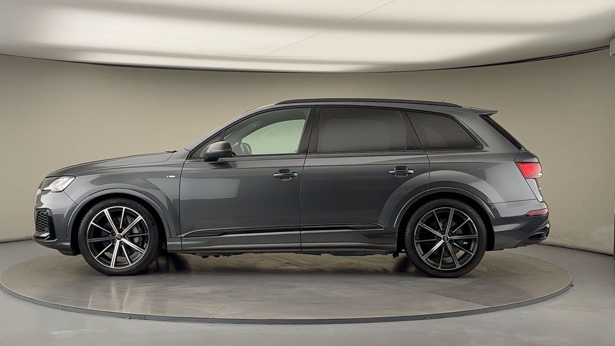 Audi Q7 Image 15