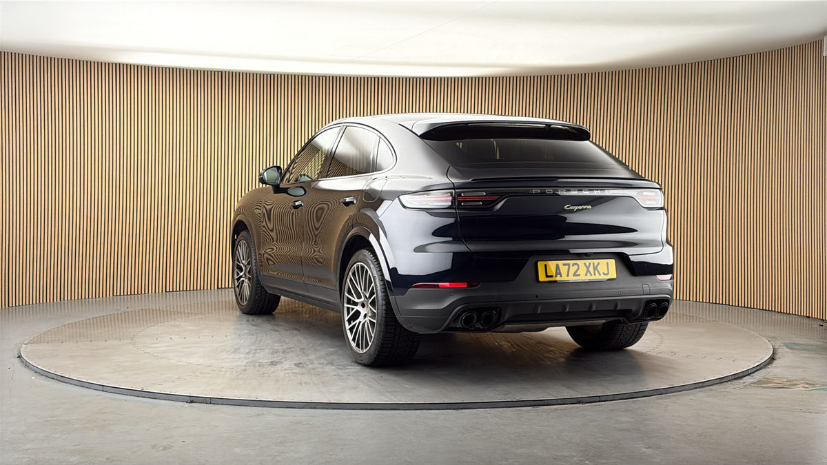 More views of Porsche Cayenne