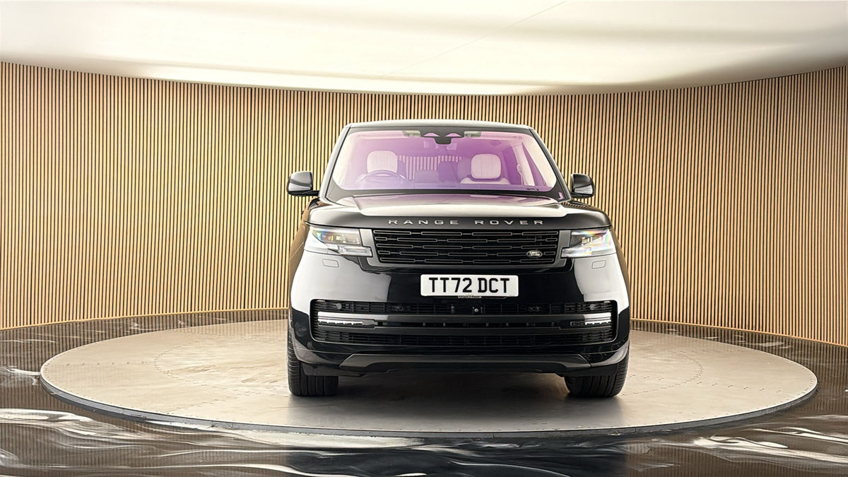 More views of Land Rover Range Rover