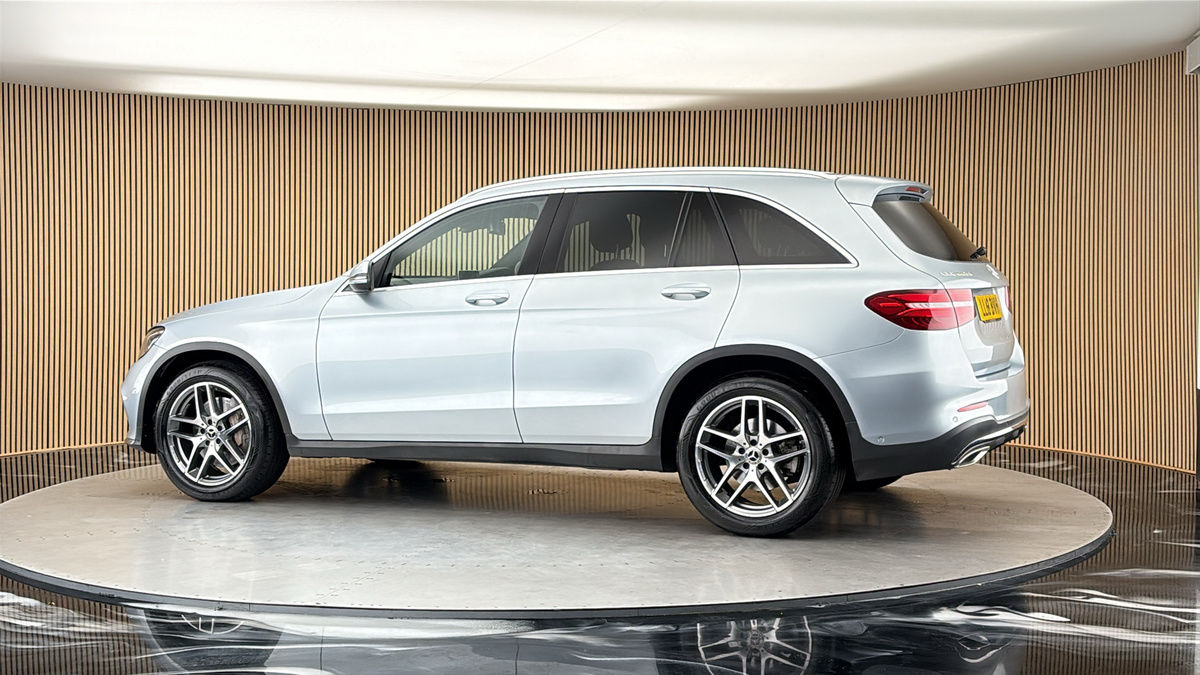 More views of Mercedes-Benz GLC