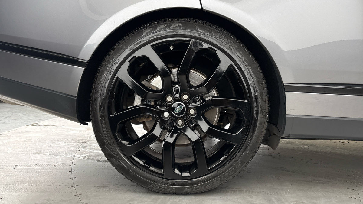 Land Rover Range Rover Image 10