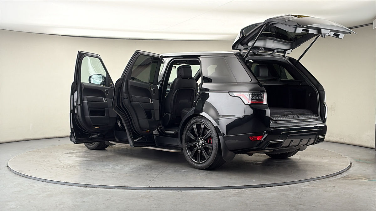 More views of Land Rover Range Rover Sport