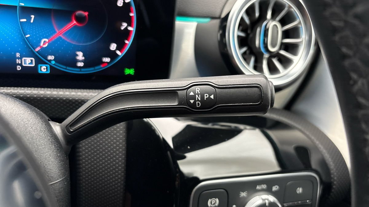 Mercedes-Benz CLA Image 6