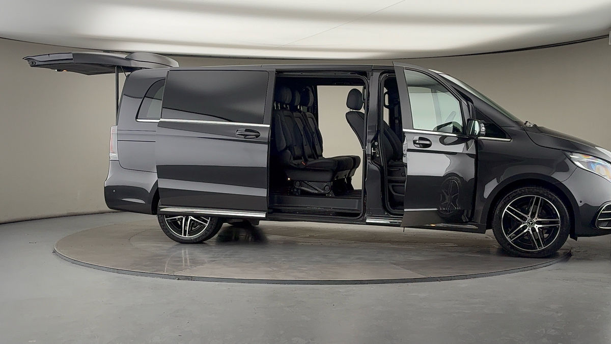 More views of Mercedes-Benz V Class