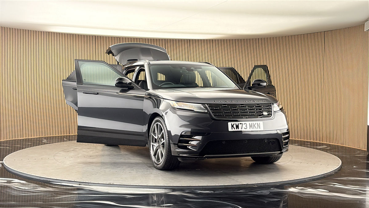 More views of Land Rover Range Rover Velar