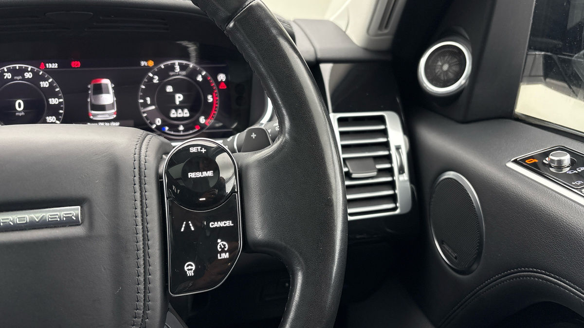 Land Rover Range Rover Image 14