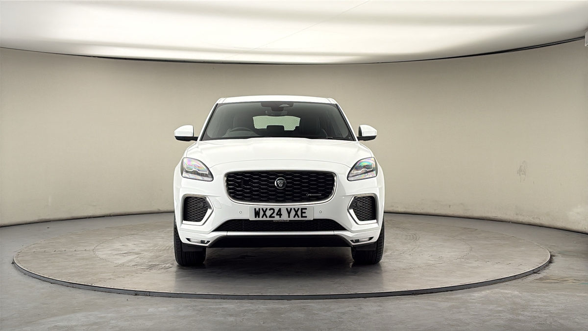 Jaguar E-PACE Image 3