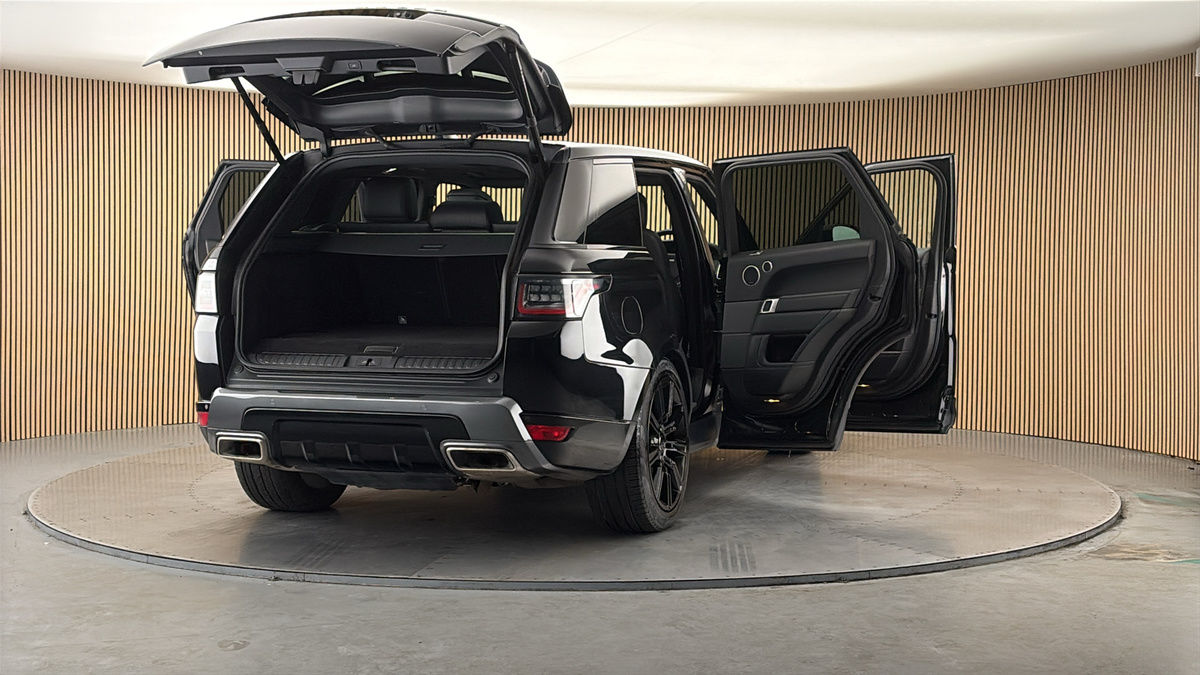 More views of Land Rover Range Rover Sport