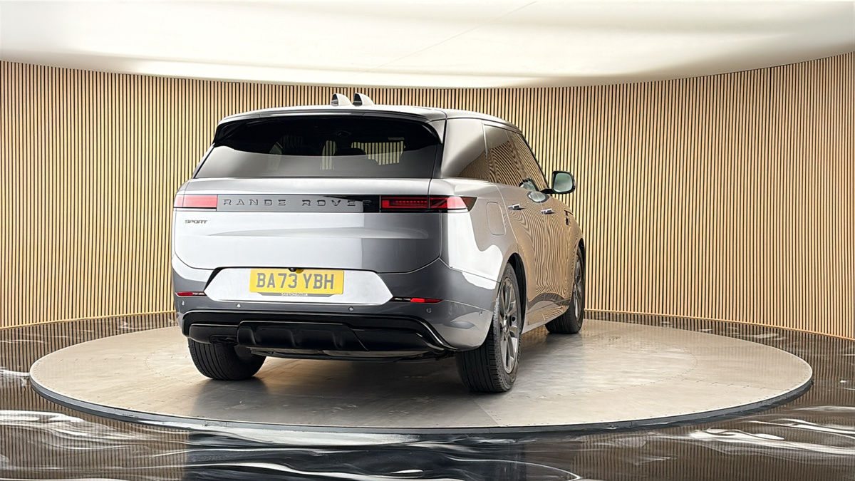 More views of Land Rover Range Rover Sport