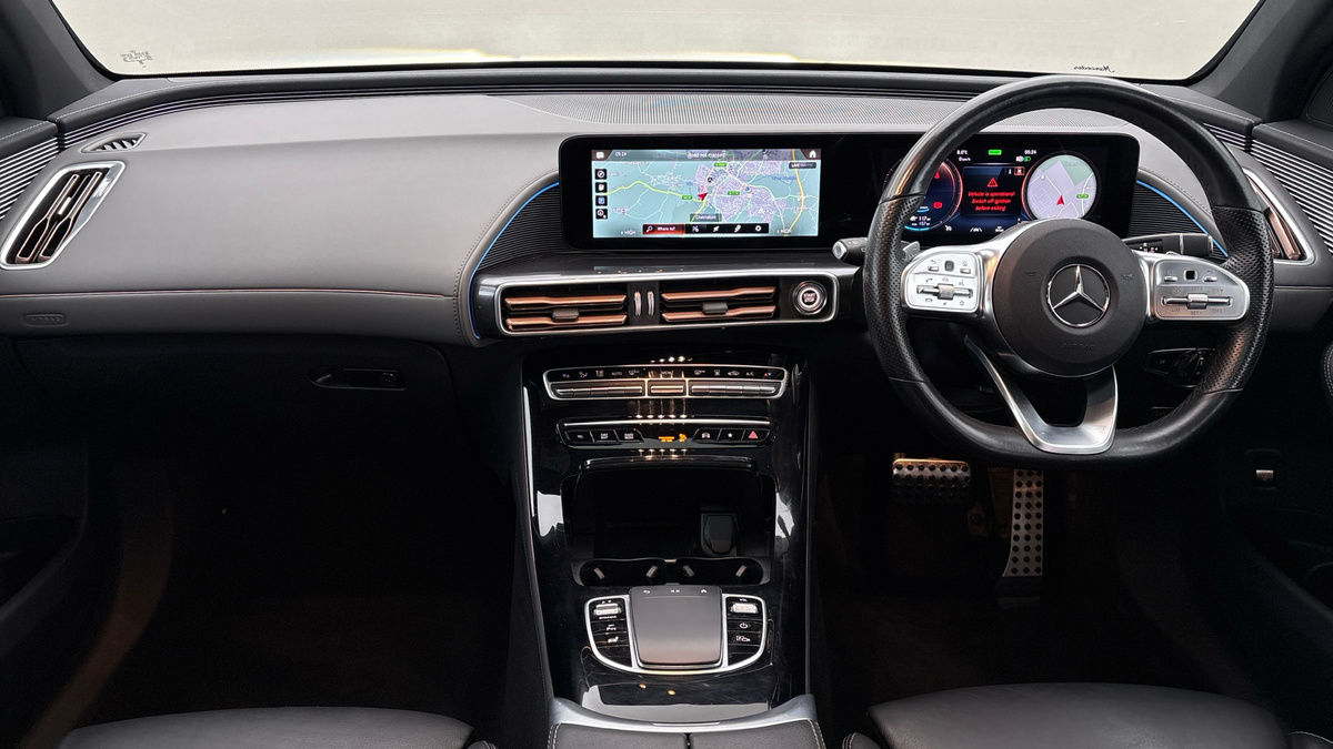 Mercedes-Benz EQC Image 13