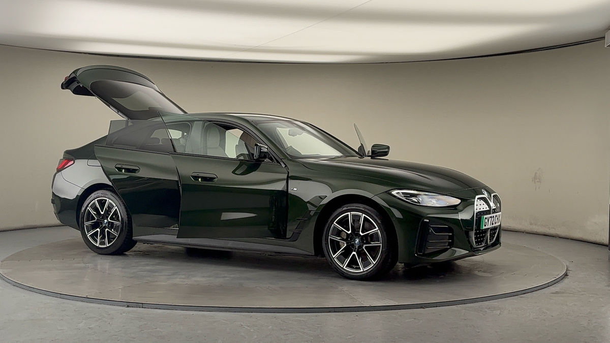 More views of BMW i4