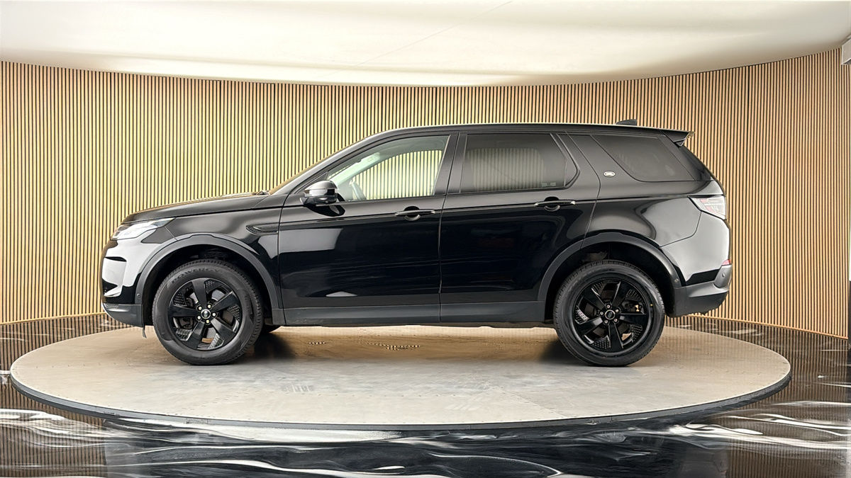 Land Rover Discovery Sport Image 15