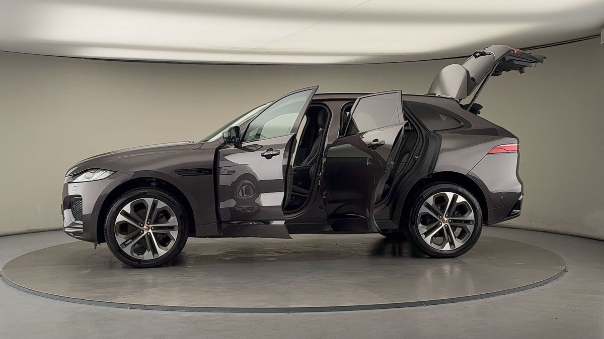 More views of Jaguar F-PACE