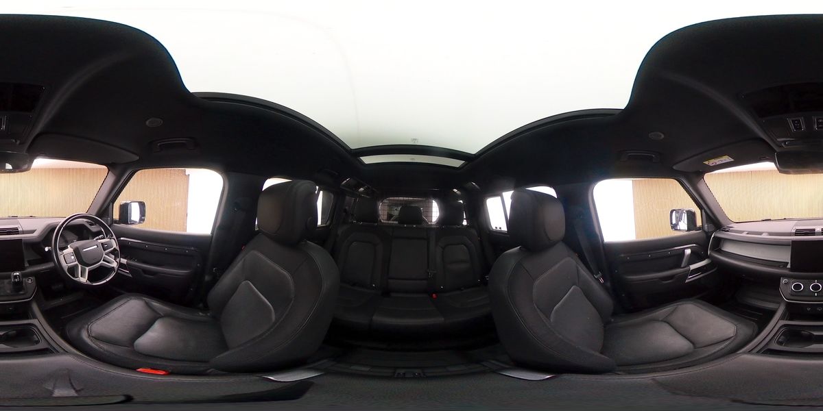 More views of Land Rover Defender 110