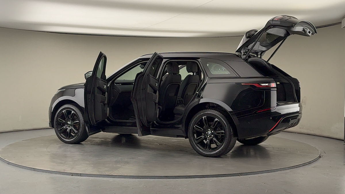 More views of Land Rover Range Rover Velar